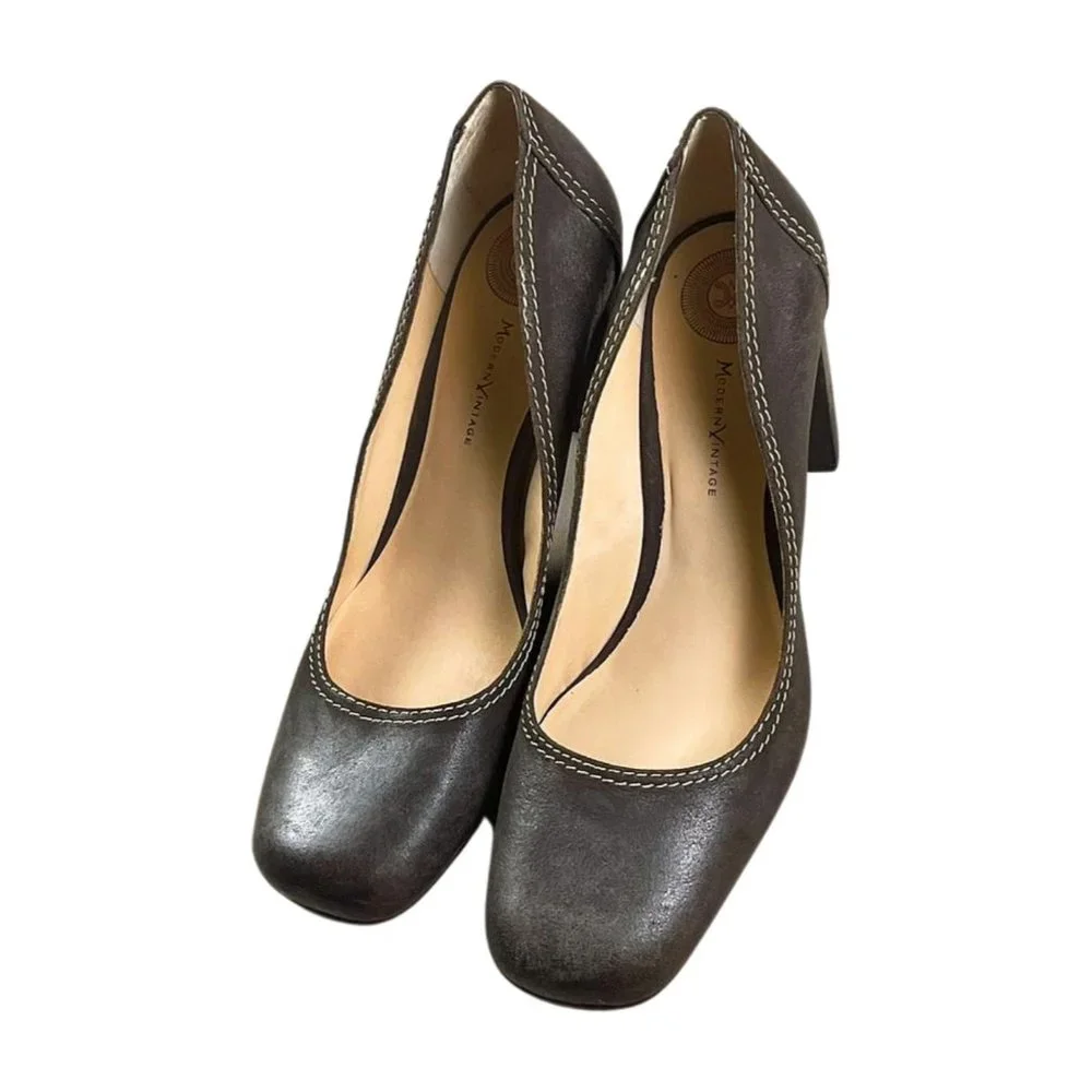 Modern Vintage Distressed Block Heel Y2K 3.5 in Chunky Heel NWOT - Picture 6 of 7